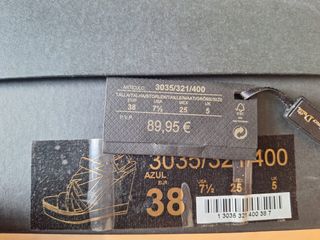 Sandalias cuña azules de Massimo Dutti