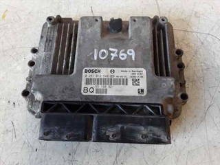 Centralita motor uce Opel Astra h gtc año 2006