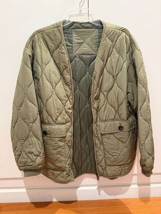 Chaqueta verde muy estilosa