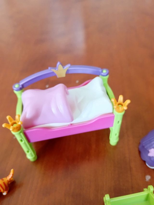 PLAYMOBIL PRINCESA Y CAMA IMPECABLE
