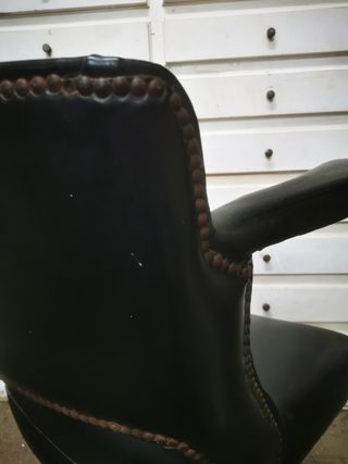 Antigua silla de despacho. Vintage