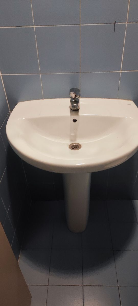 Lavabo roca urge venta
