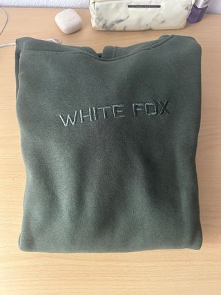 sudadera white fox talla S