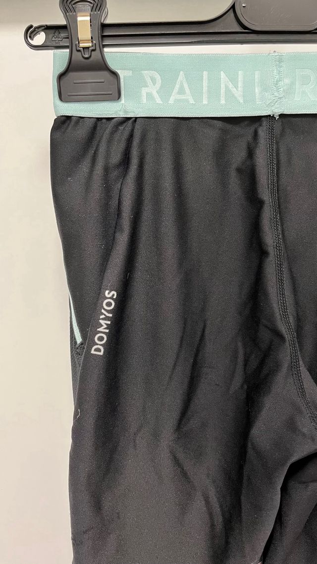 Pantaloni leggins al ginocchio per pilates o yoga