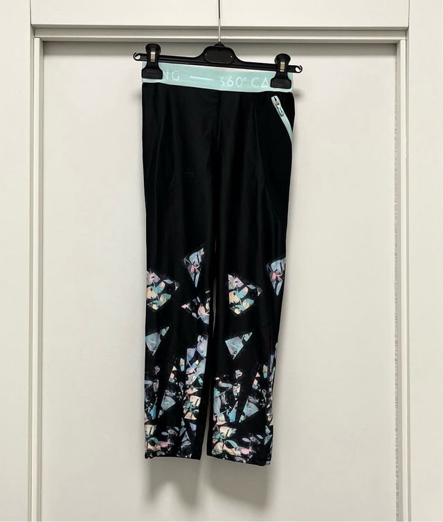 Pantaloni leggins al ginocchio per pilates o yoga