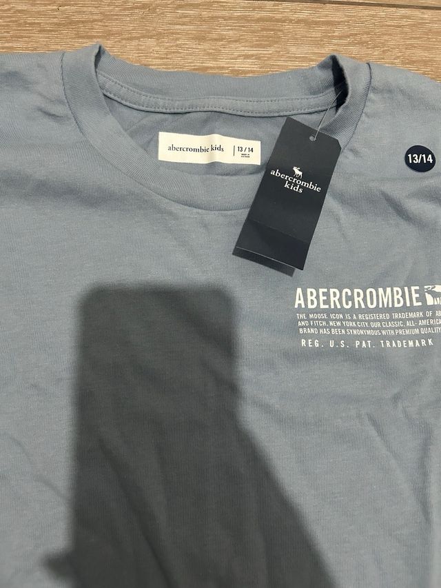 Camiseta Abercrombie Kids NUEVA