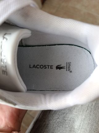 Zapatillas blancas Lacoste. Talla 40.5