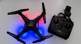 DRON 2,4 GHZ