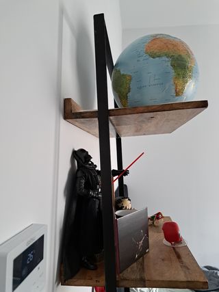 OPORTUNIDAD.Estantería de diseño. Nueva.