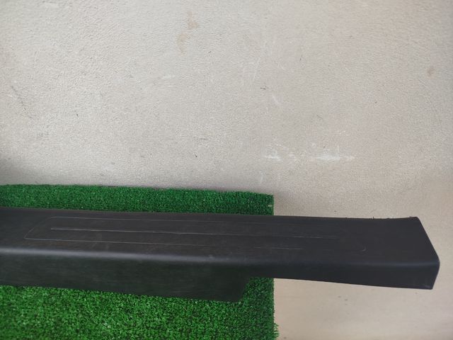 BATTITACCO DESTRO LANCIA YPSILON 2012 >