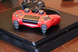 Consola PS4 Slim