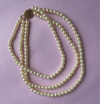 Collar de perlas cierre dorado