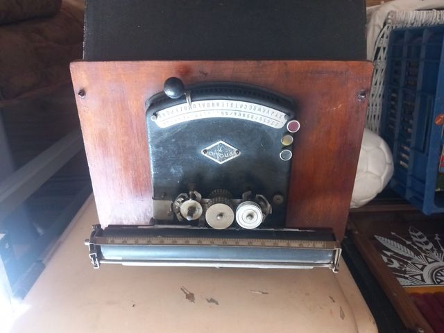 Máquina de escribir Frolio 7