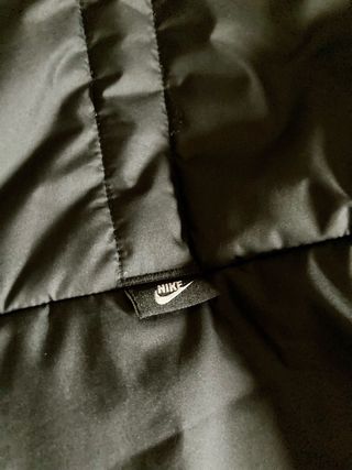 Cazadora Nike S negra