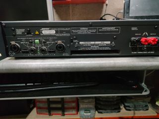 Amplificador Bose 1800 serie VI