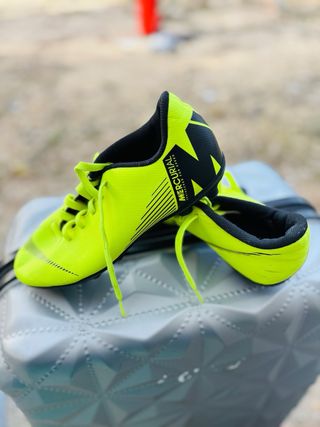 Botas futbol niño