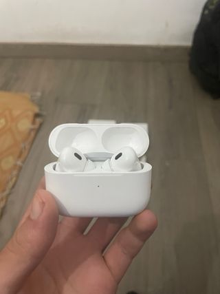 Cascos airpods 2