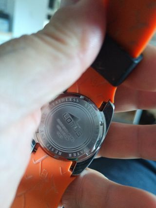 Reloj Lotus