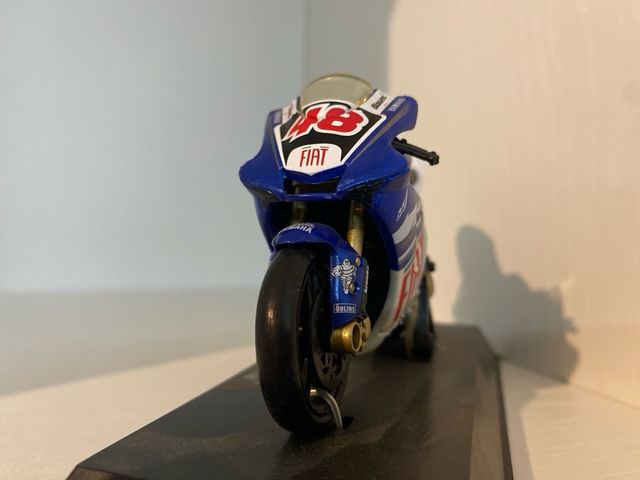 Yamaha Jorge Lorenzo 48