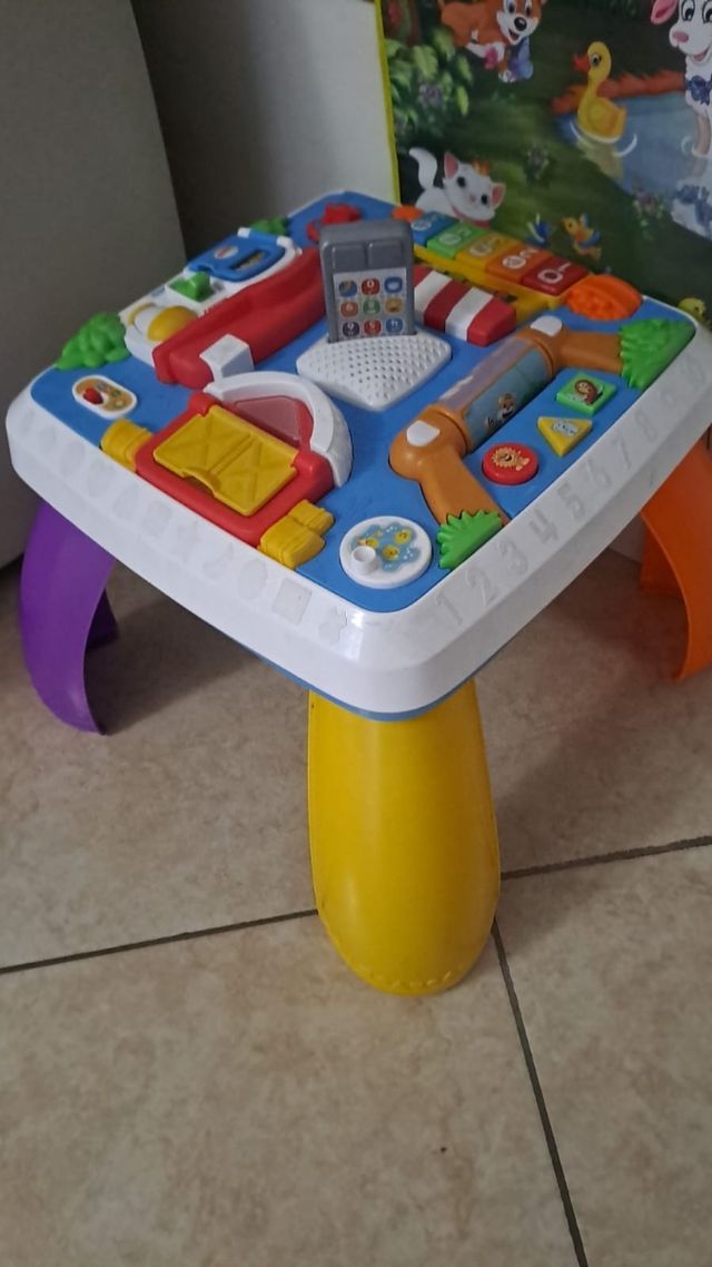 Tavolino interattivo per bambini CHICCO