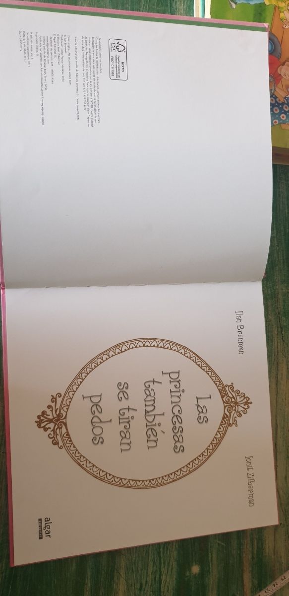 Las princesas también se tiran pedos (Spanish Edition)