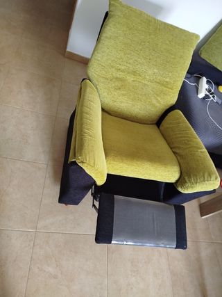 Sofá individual reclinable