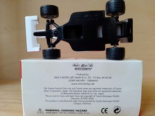 Minichamps 1/87 Toyota F1 2004 retrofricción