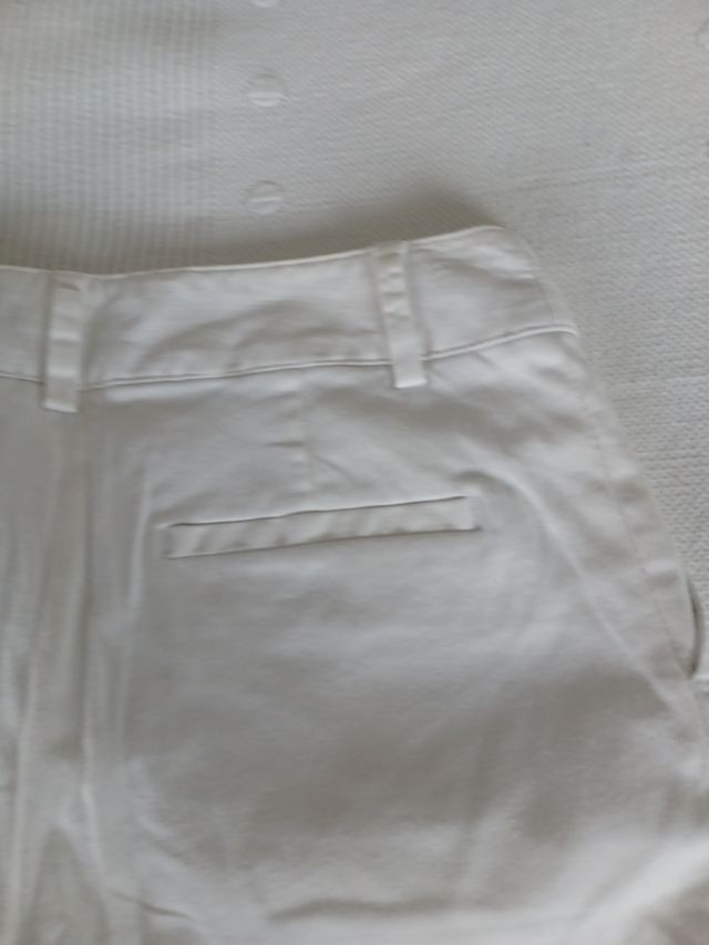 Pantalon bermudas