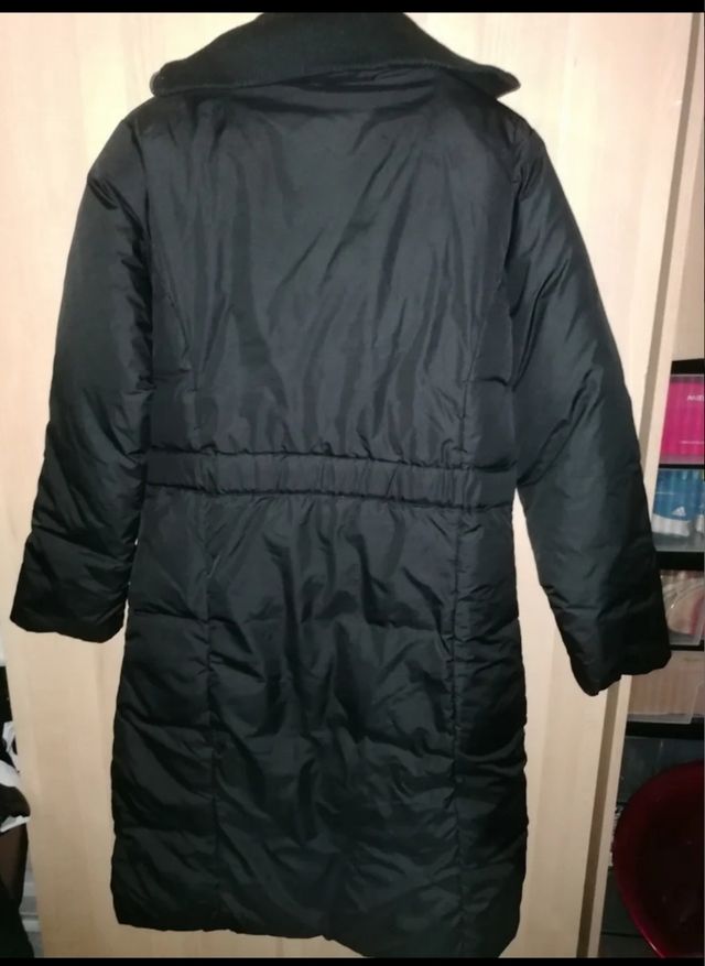 Abrigo de plumas negro