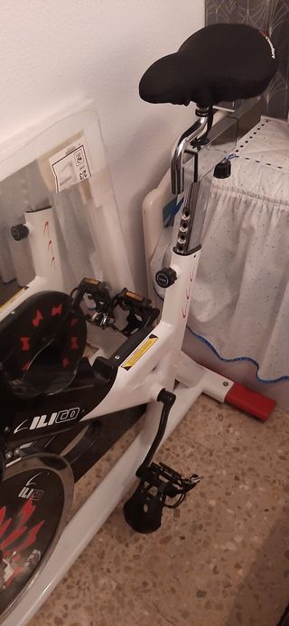 Bicicleta estática profesional