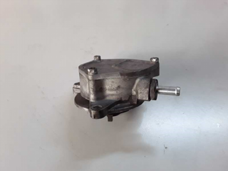 Depresor freno / bomba vacio Subaru Legacy combi/