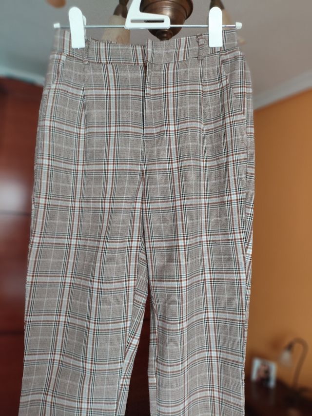Pantalón de cuadros de Stradivarius