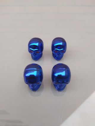 🎯 4 Tapones BLUE SKULL para válvulas gordas. 