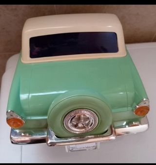 Macchina Thunderbird porta cartigenica