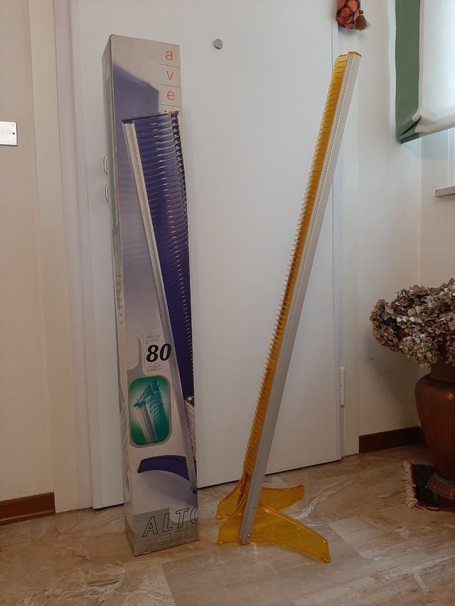 Porta 80 CD-DVD a Colonna e OMAGGIO.Tattabile