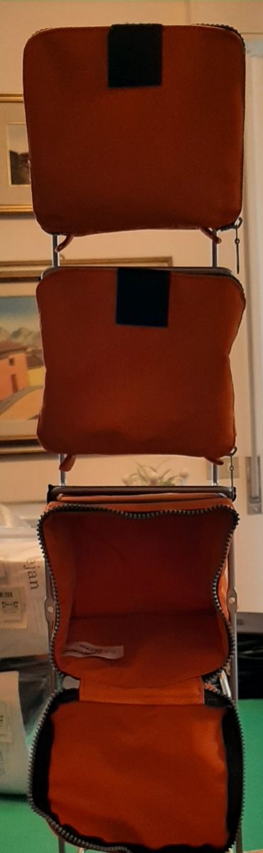 Porta 80 CD-DVD a Colonna e OMAGGIO.Tattabile