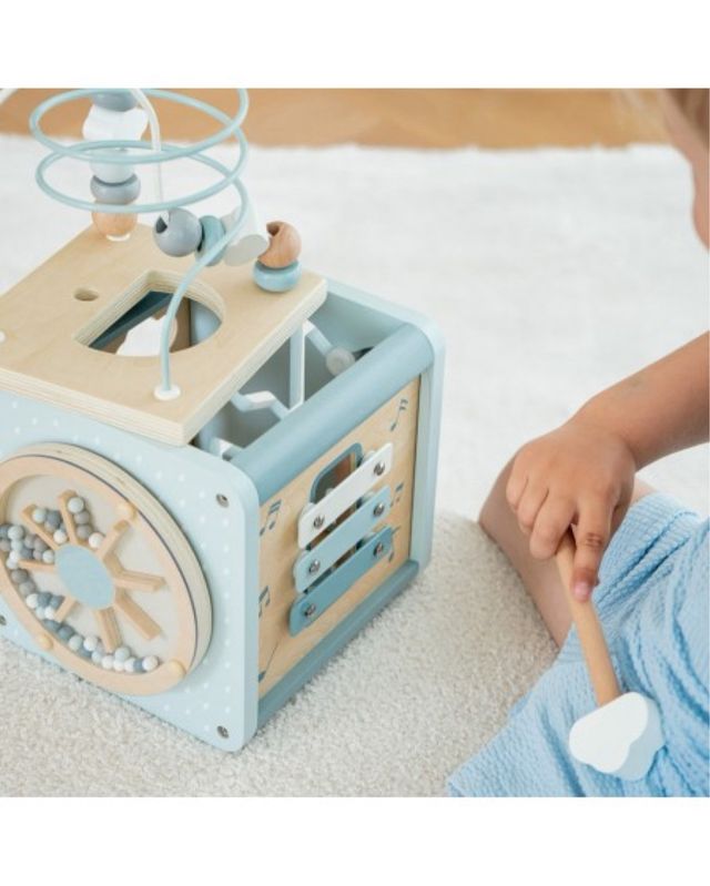 Cubo de actividades motoras niños