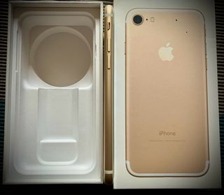 iPhone 7. Gold. 128gb.