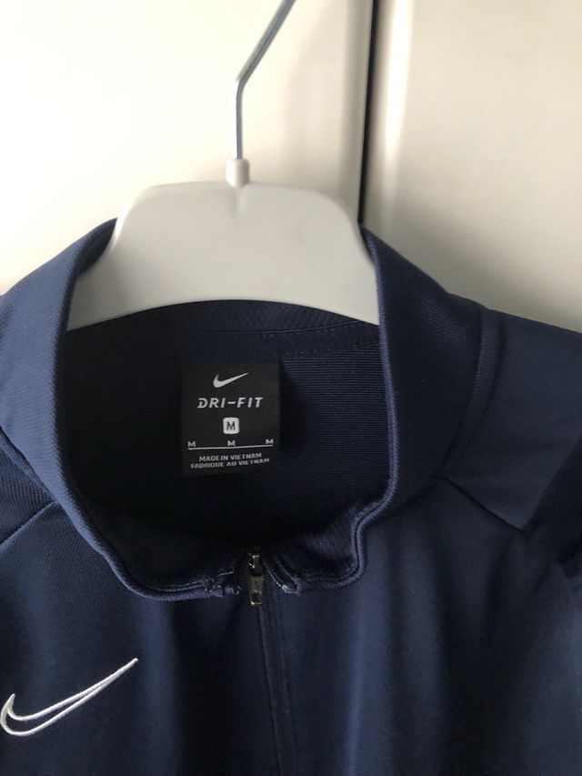 Chaqueta nike con cremallera