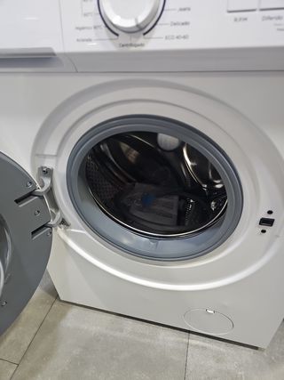 LAVADORA ROMMER,  DE 7 KILOS