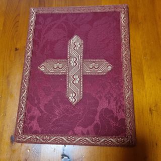 Carpeta corporal litúrgica antigua 