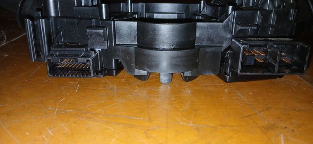 Mando de luces toyota auris