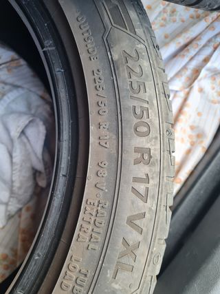 2 Neumáticos 225 50 R17