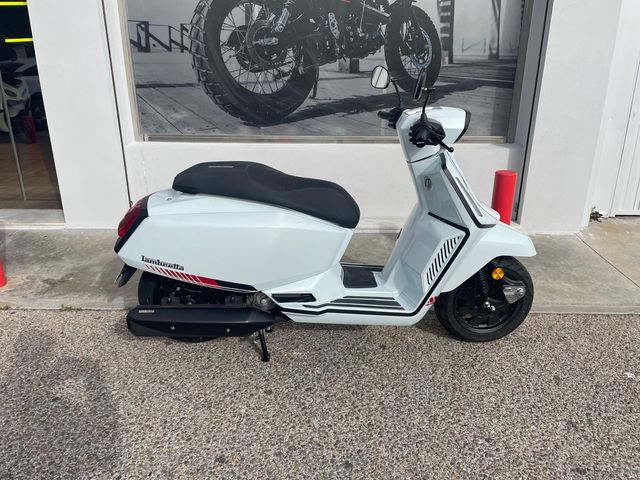 SCOOTER - LAMBRETTA X125