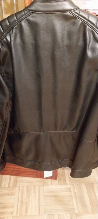 Chaqueta de polipiel de hombre 