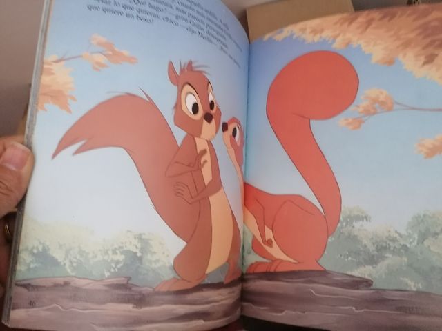 Merlín el Encantador (Clásicos Disney) (Spanish Edition)