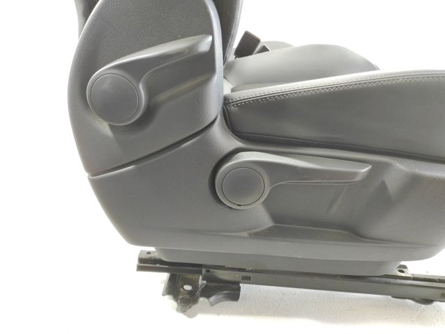 JUEGO ASIENTOS PEUGEOT 3008 2015