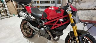 Ducati monster 1100S A2