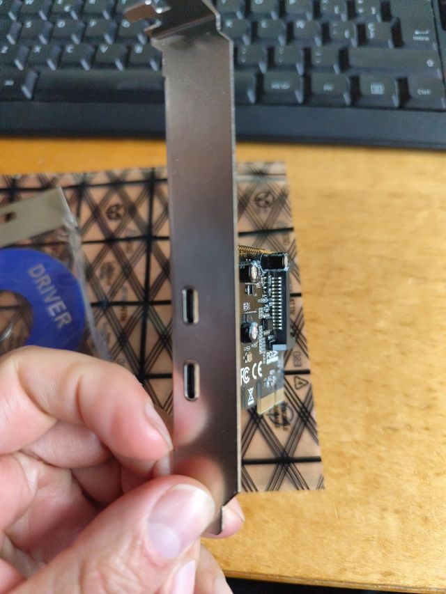 Tarjeta de puertos USB C para PC