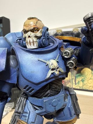 Figura articulada warhammer 40000